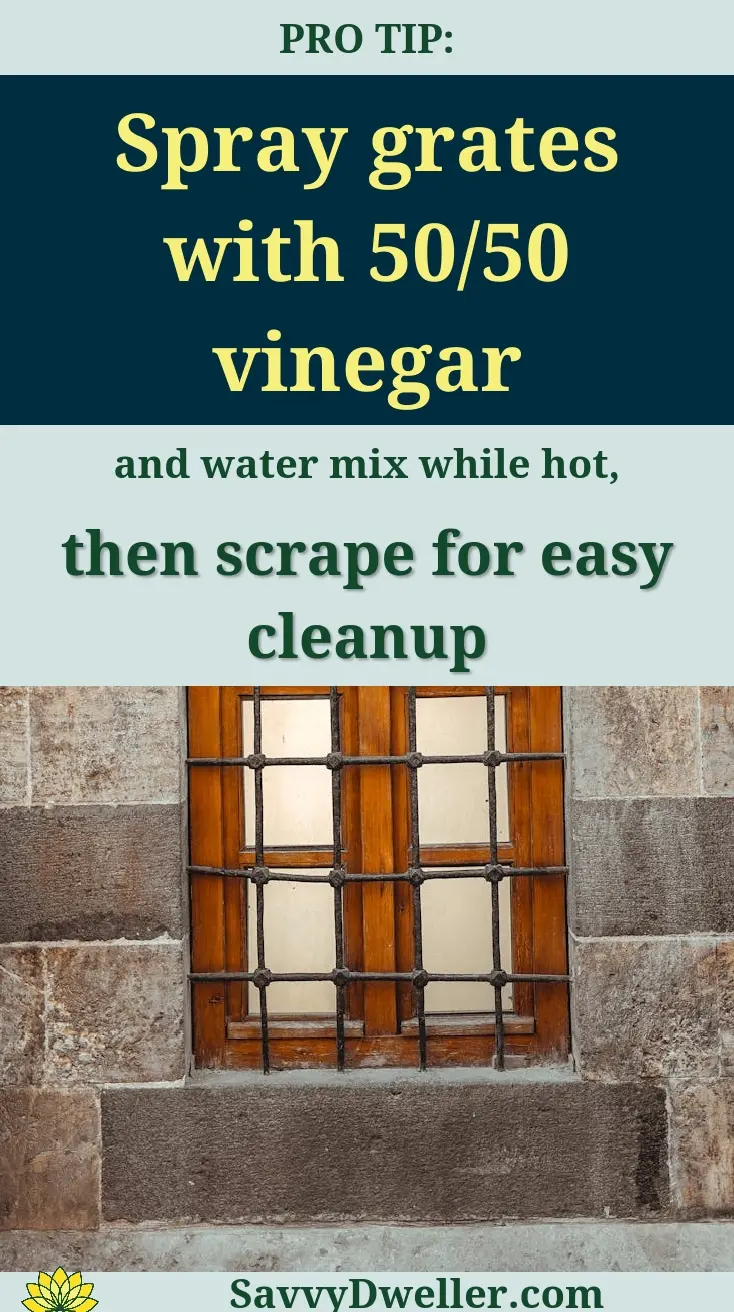 Tip for cleaning dirty tile grout using vinegar solution.
