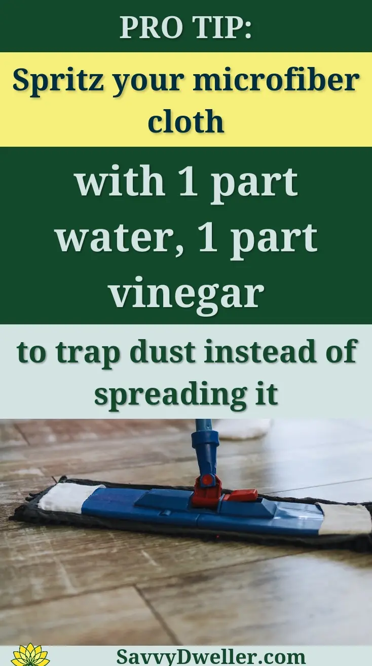 Microfiber cloth with vinegar and water mixture for effective dusting